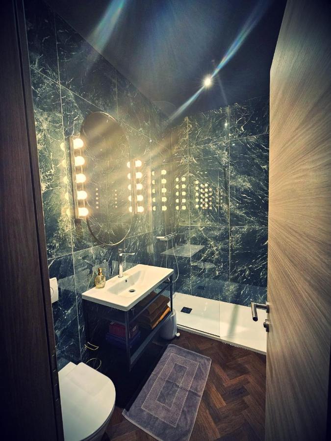 Booza 9 Luxury Room Split Exterior photo